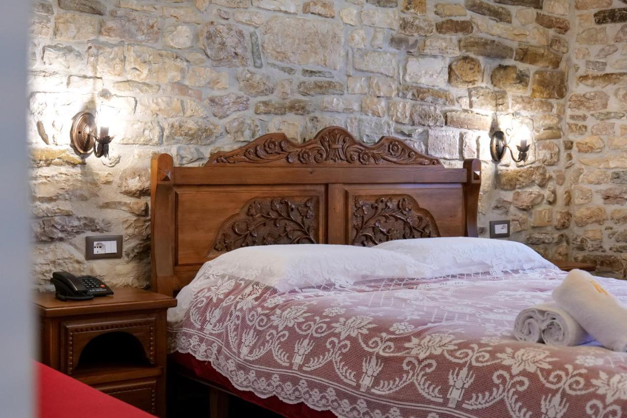 Hotel Bineri Gjirokastër 外观 照片